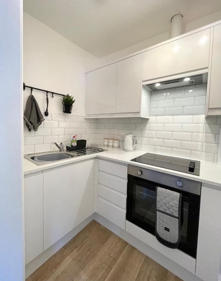 בורנמות' Central, Modern Apartment מראה חיצוני תמונה