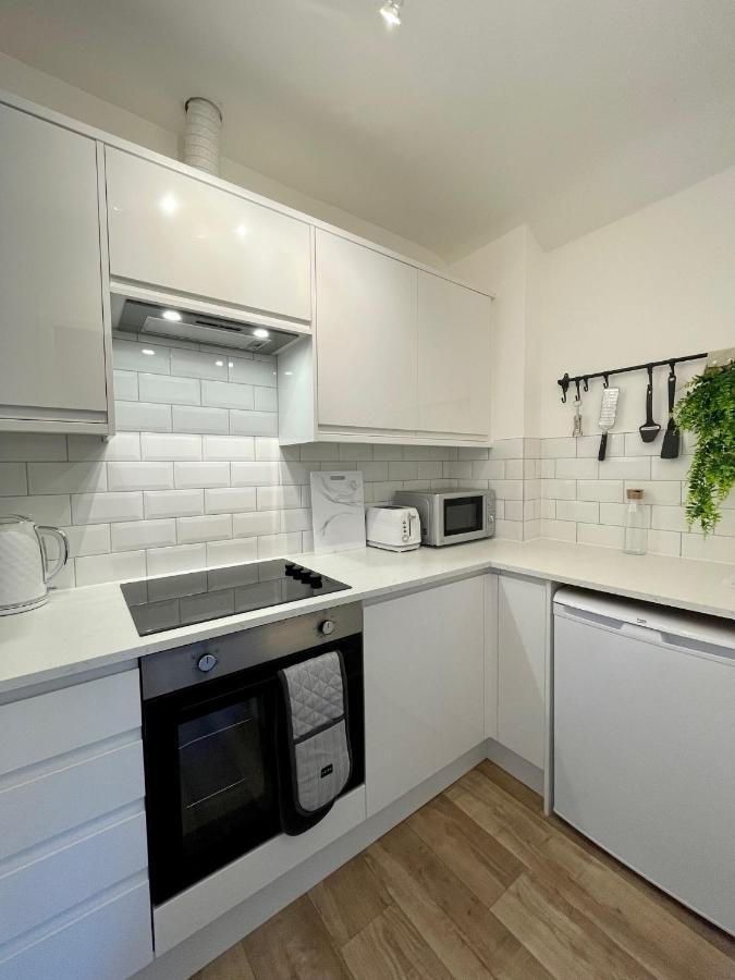 בורנמות' Central, Modern Apartment מראה חיצוני תמונה
